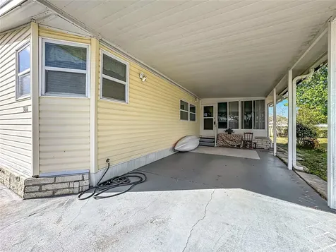 3016 Manatee Road Tavares FL 32778