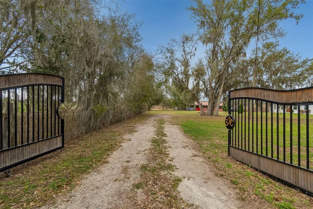 5614 Pless Road Plant City FL 33565