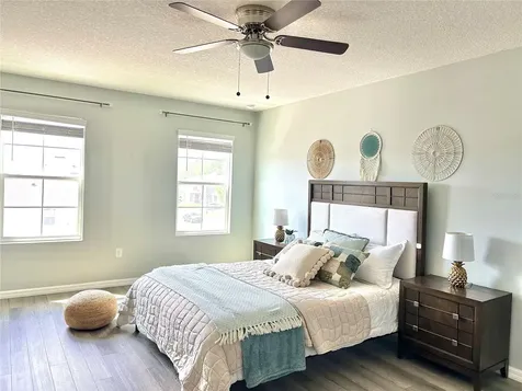 3048 Bethpage Loop Mount Dora FL 32757