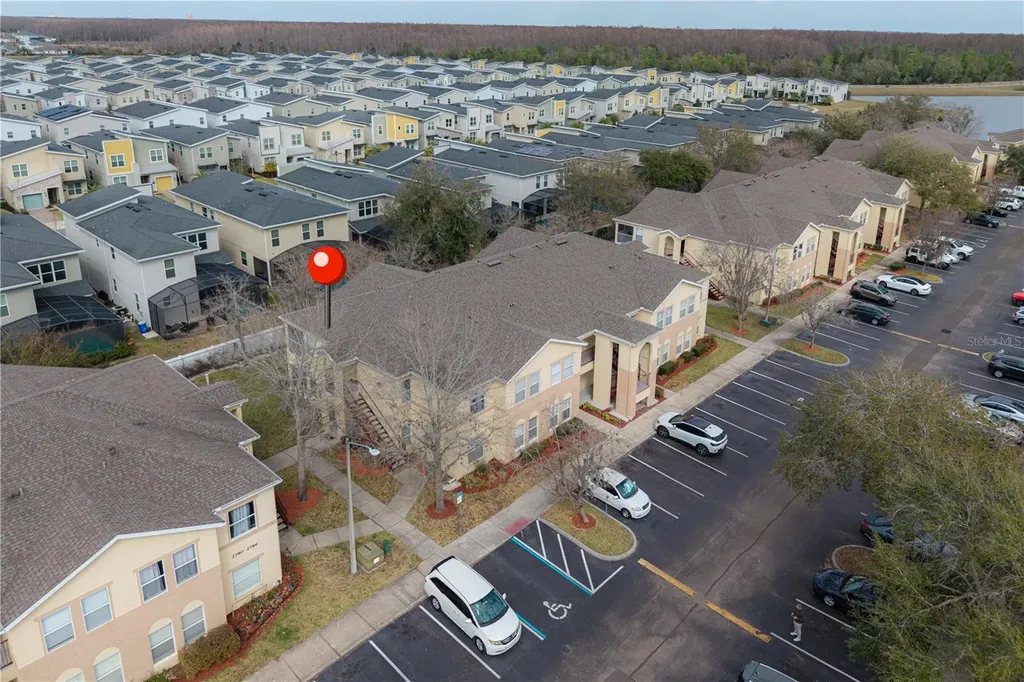 2788 Club Cortile Circle Kissimmee FL 34746
