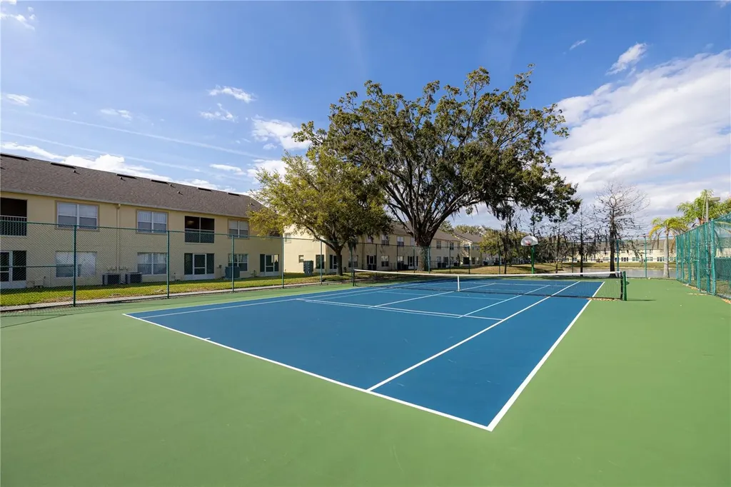 2788 Club Cortile Circle Kissimmee FL 34746