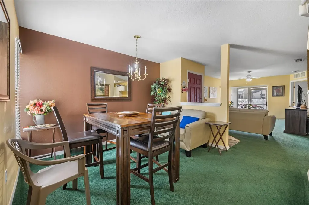 2788 Club Cortile Circle Kissimmee FL 34746
