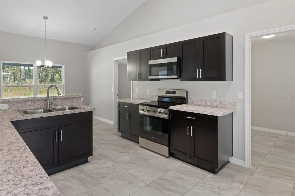 17 Hawthorne Court Homosassa FL 34446