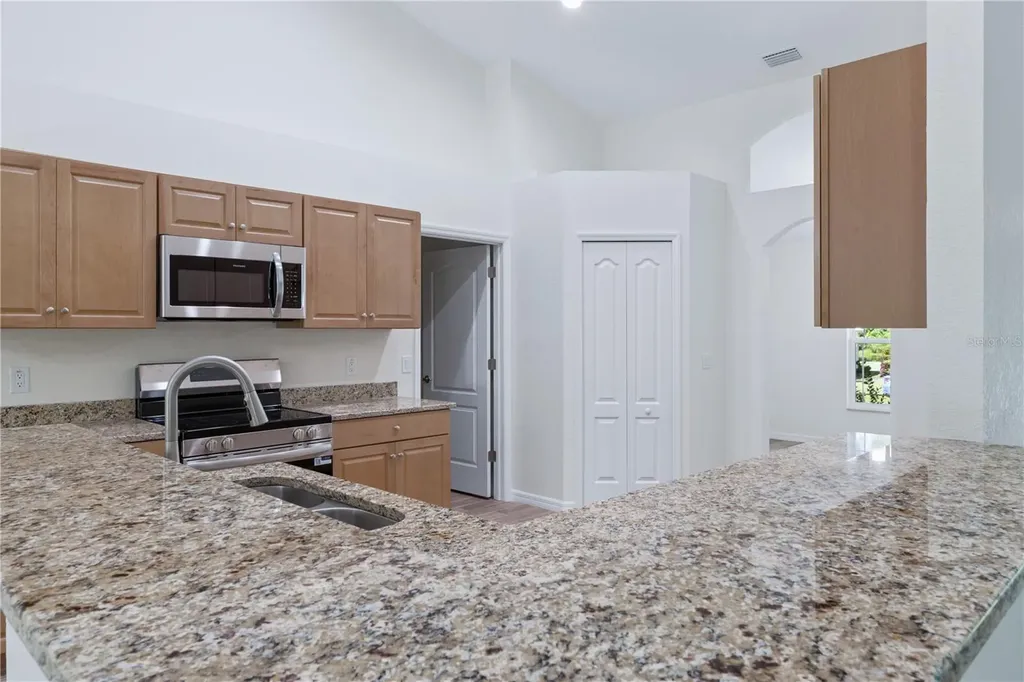 17 Hawthorne Court Homosassa FL 34446