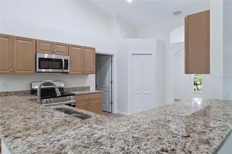 17 Hawthorne Court Homosassa FL 34446
