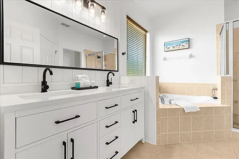 308 Yellow Snapdragon Drive Davenport FL 33837