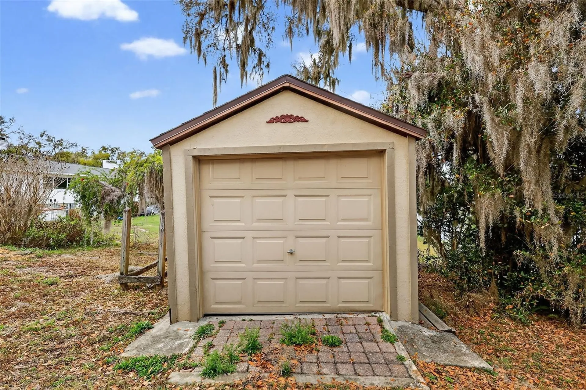 2007 Country Club Drive Eustis FL 32726