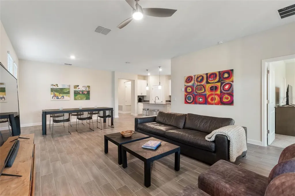 8943 Fallen Oak Drive Davenport FL 33896