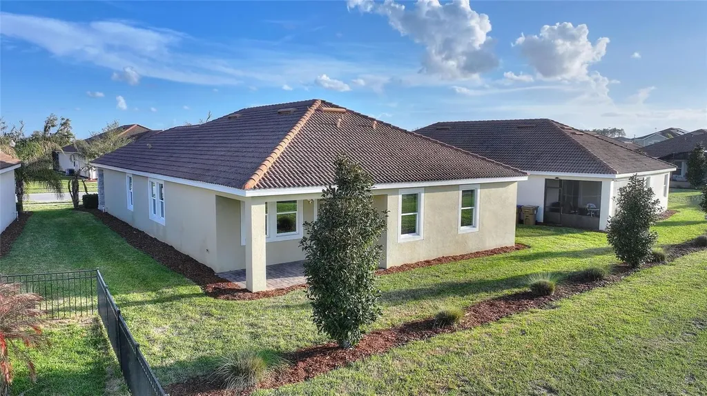 8943 Fallen Oak Drive Davenport FL 33896