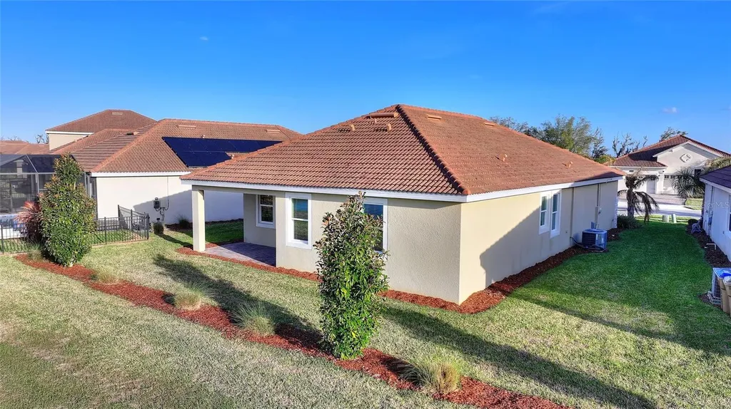 8943 Fallen Oak Drive Davenport FL 33896