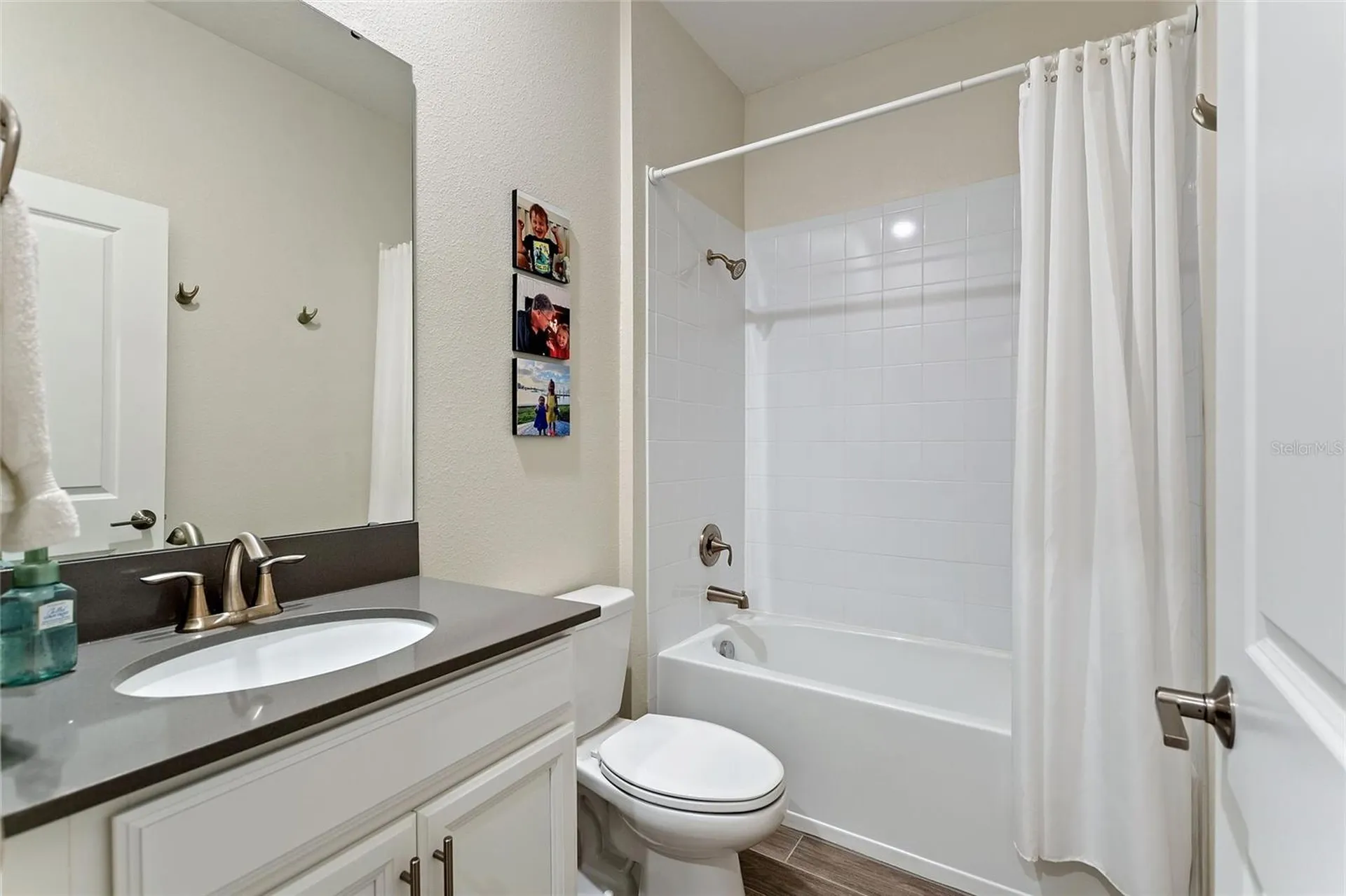8943 Fallen Oak Drive Davenport FL 33896