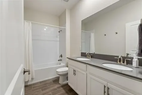 8943 Fallen Oak Drive Davenport FL 33896