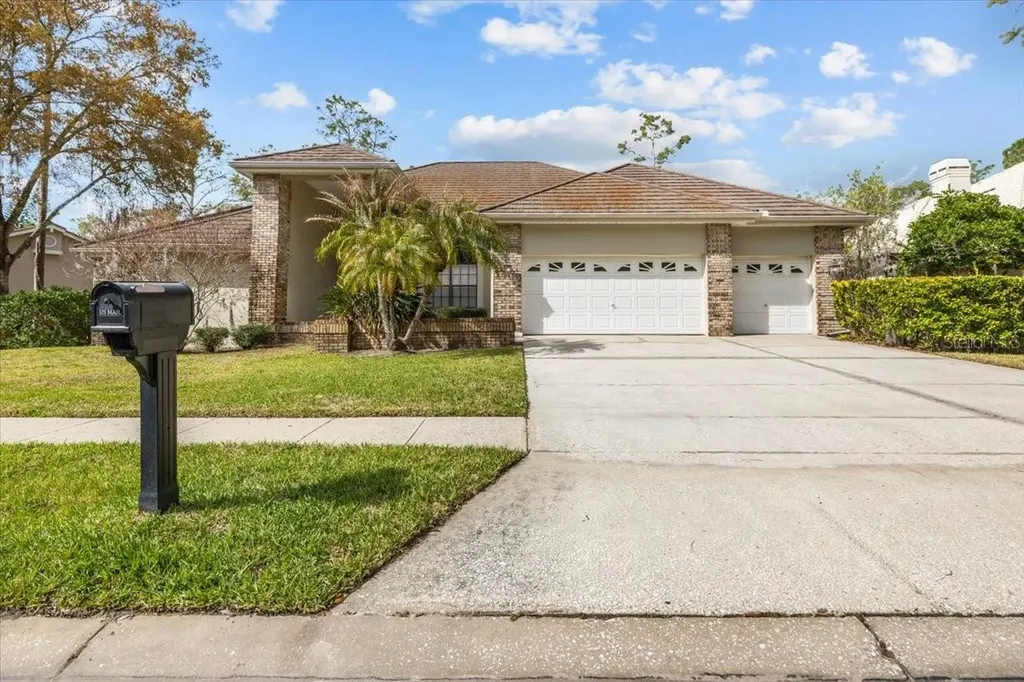 35 Greenhaven Trail Oldsmar FL 34677