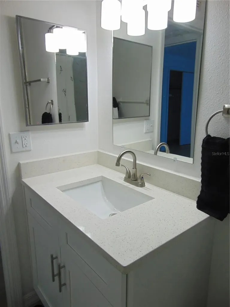 9119 Tudor Drive Tampa FL 33615