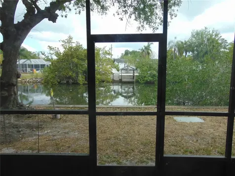 9119 Tudor Drive Tampa FL 33615