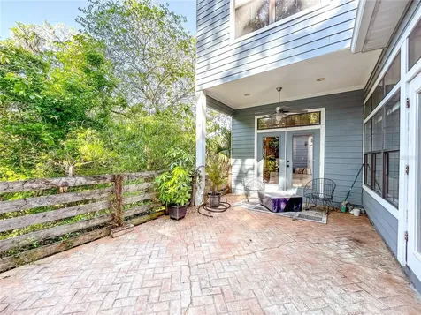 5339 NW 9th Lane Gainesville FL 32605