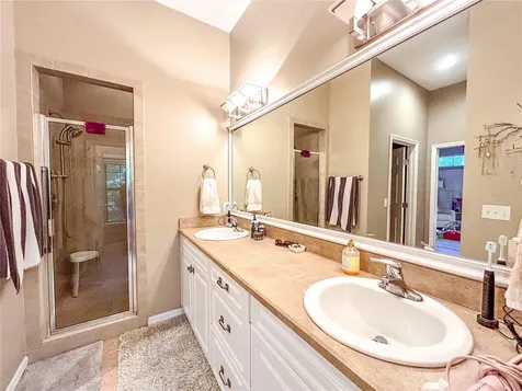 5339 NW 9th Lane Gainesville FL 32605