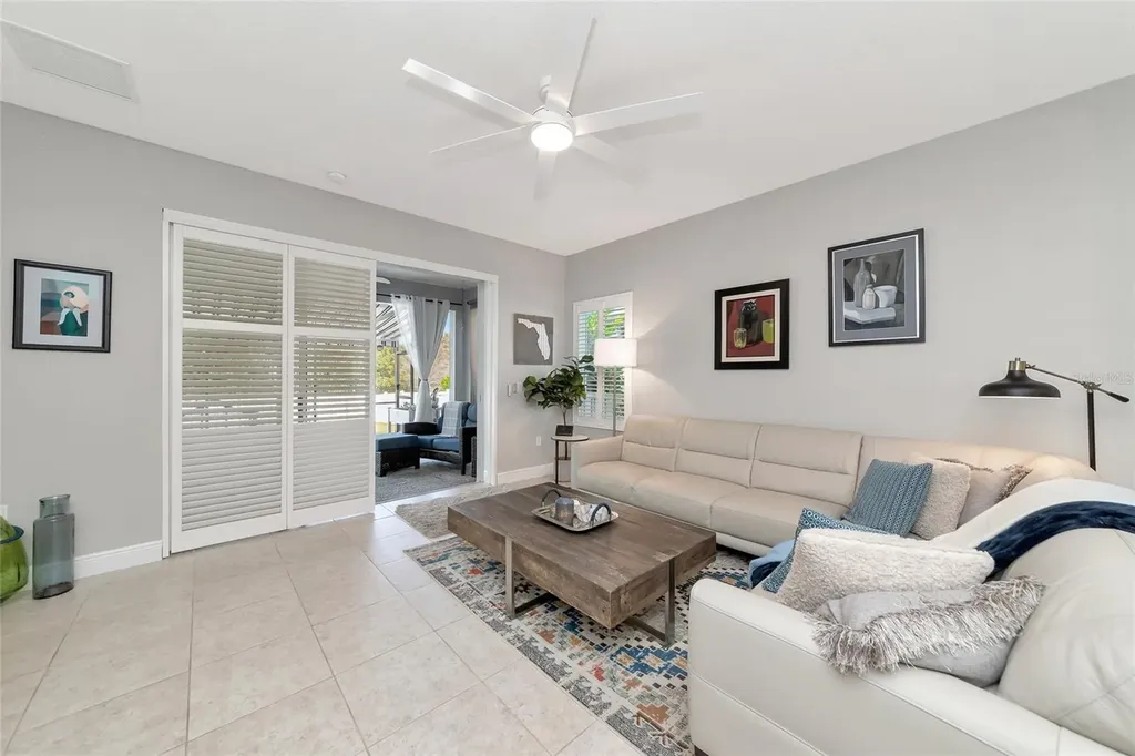 4207 Cottage Hill Avenue Parrish FL 34219