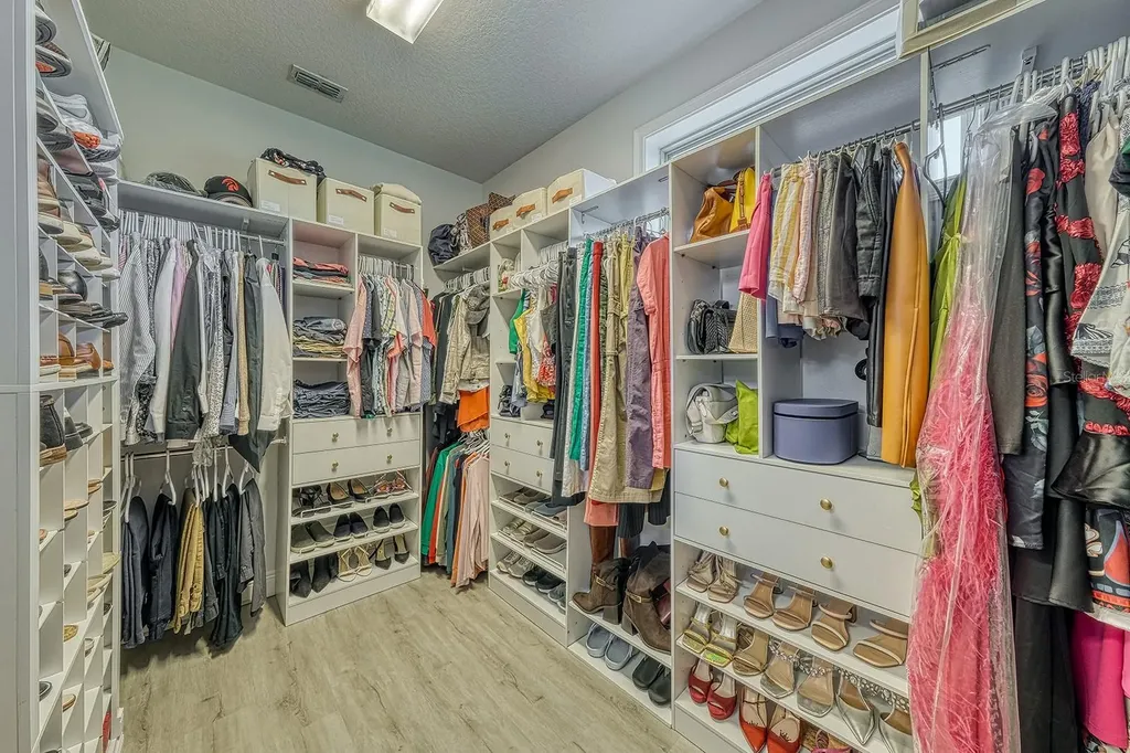 14330 Alafaya Oak Bend Orlando FL 32828