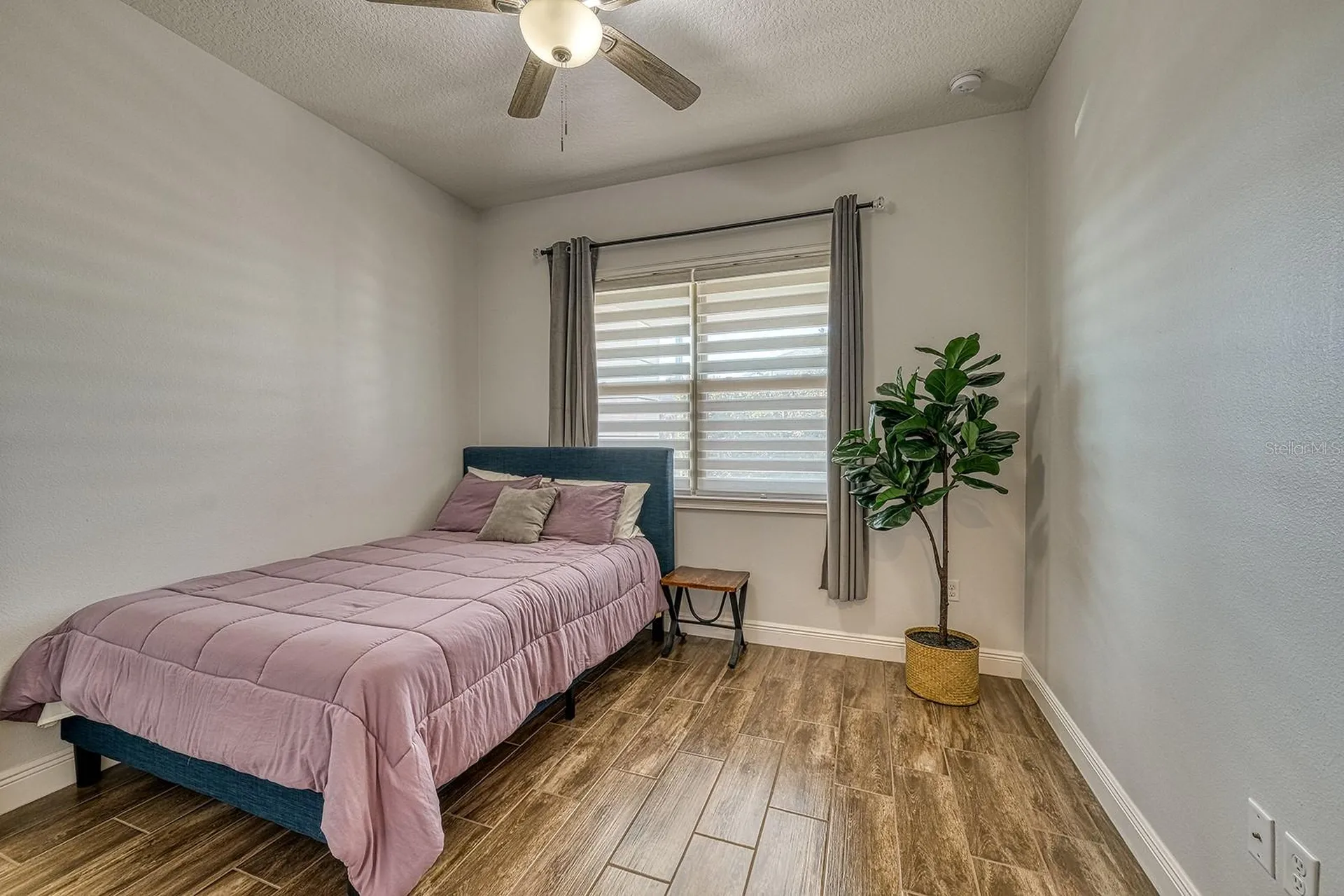 14330 Alafaya Oak Bend Orlando FL 32828