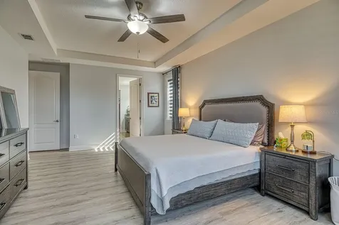 14330 Alafaya Oak Bend Orlando FL 32828