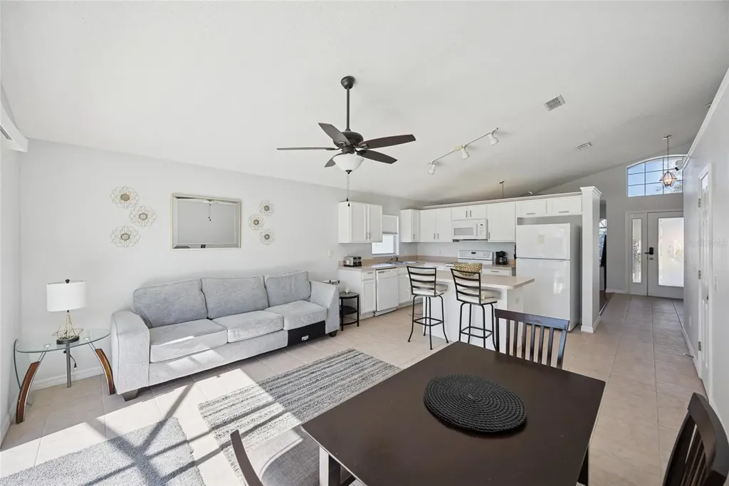 222 Lake Shore Parkway Davenport FL 33896