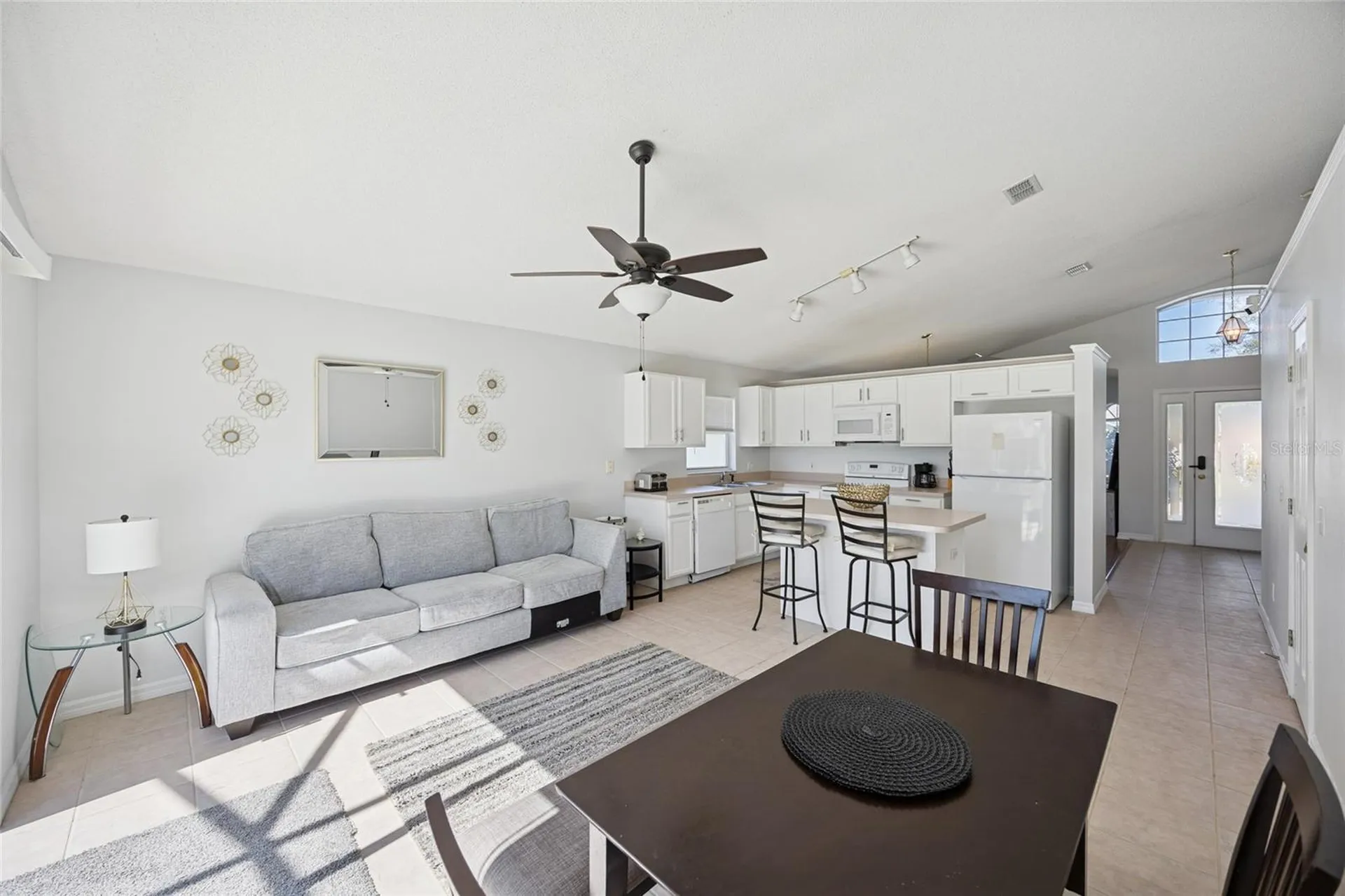 222 Lake Shore Parkway Davenport FL 33896