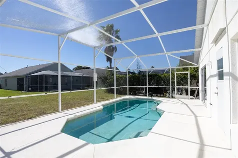 222 Lake Shore Parkway Davenport FL 33896