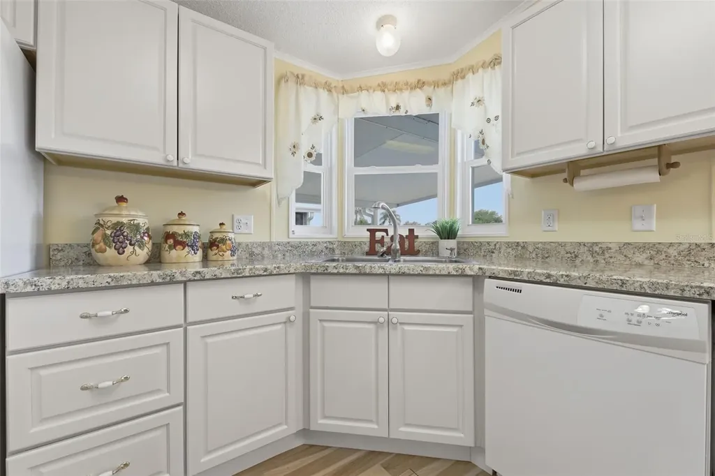 266 Douglas Park Avenue Davenport FL 33897