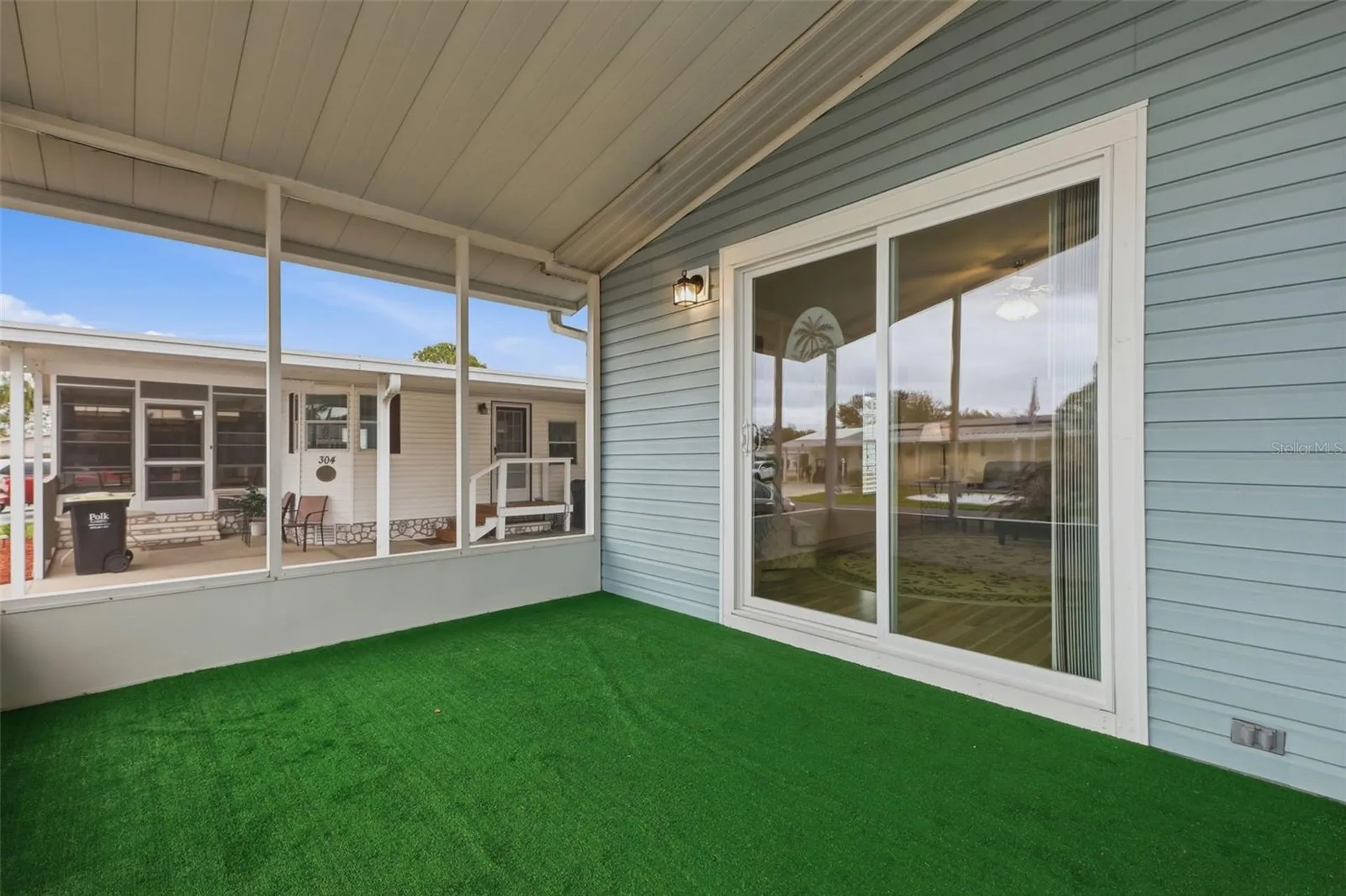 266 Douglas Park Avenue Davenport FL 33897