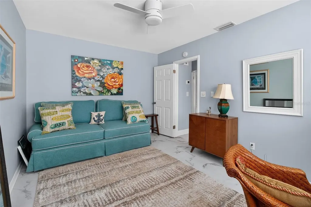 5723 1st Street NE St Petersburg FL 33703