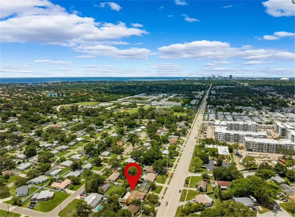 5723 1st Street NE St Petersburg FL 33703