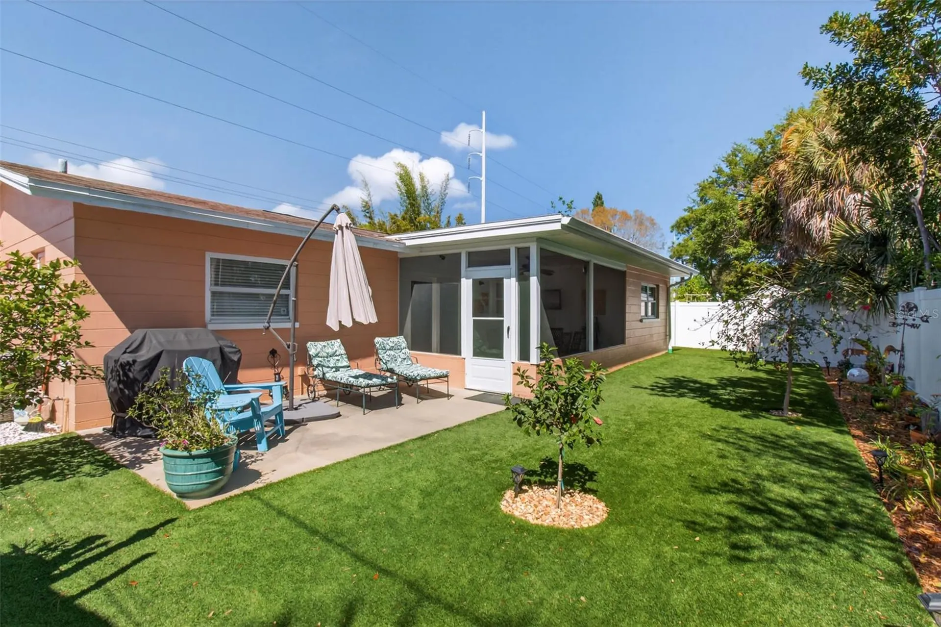 5723 1st Street NE St Petersburg FL 33703
