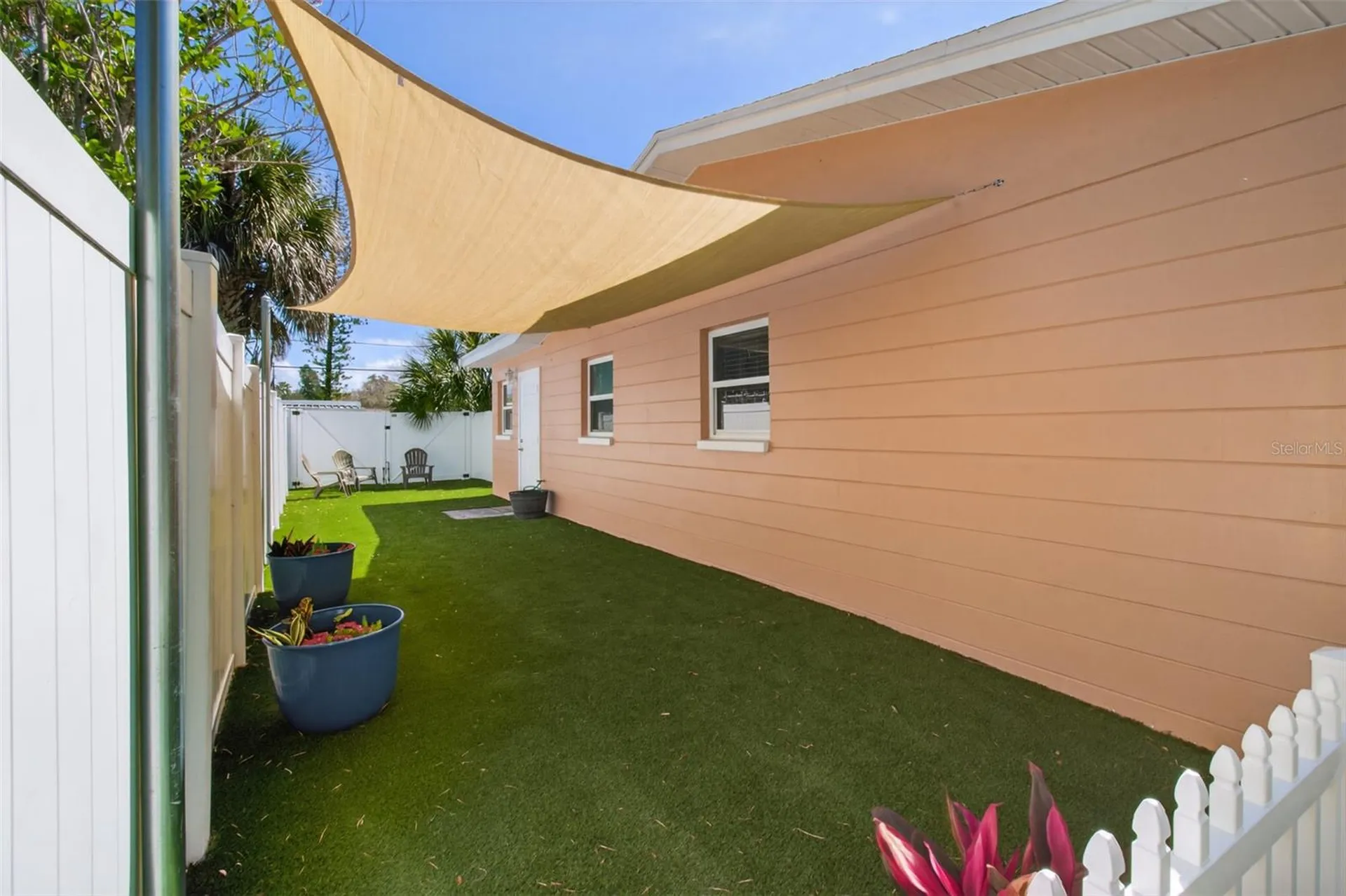 5723 1st Street NE St Petersburg FL 33703