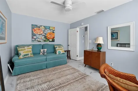 5723 1st Street NE St Petersburg FL 33703