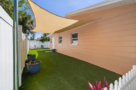 5723 1st Street NE St Petersburg FL 33703