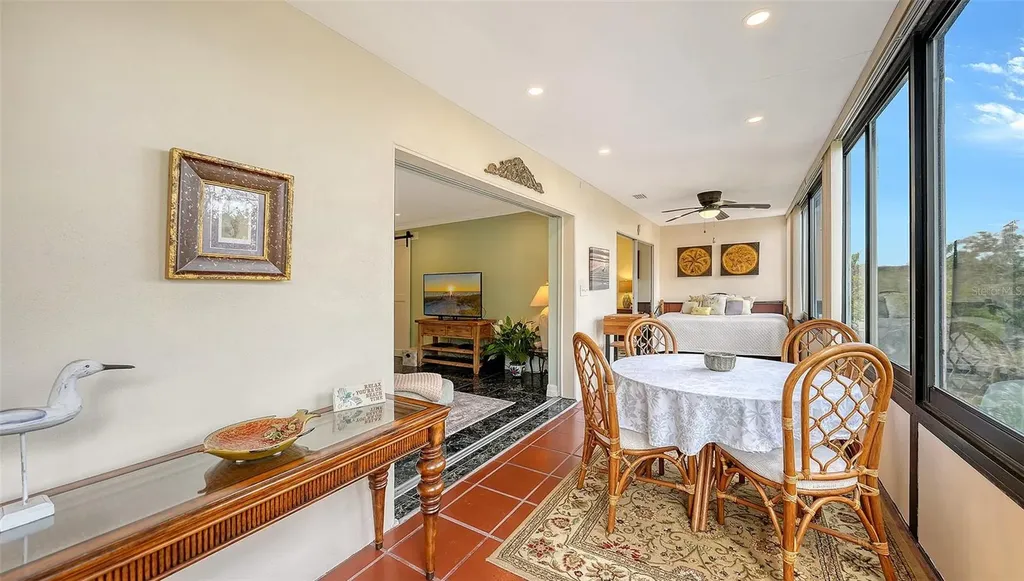 1200 East Peppertree Lane Sarasota FL 34242