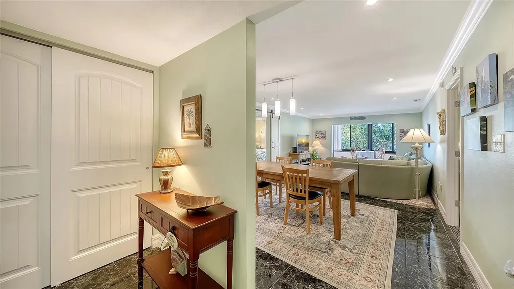 1200 East Peppertree Lane Sarasota FL 34242