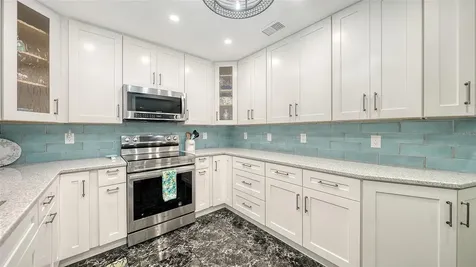 1200 East Peppertree Lane Sarasota FL 34242