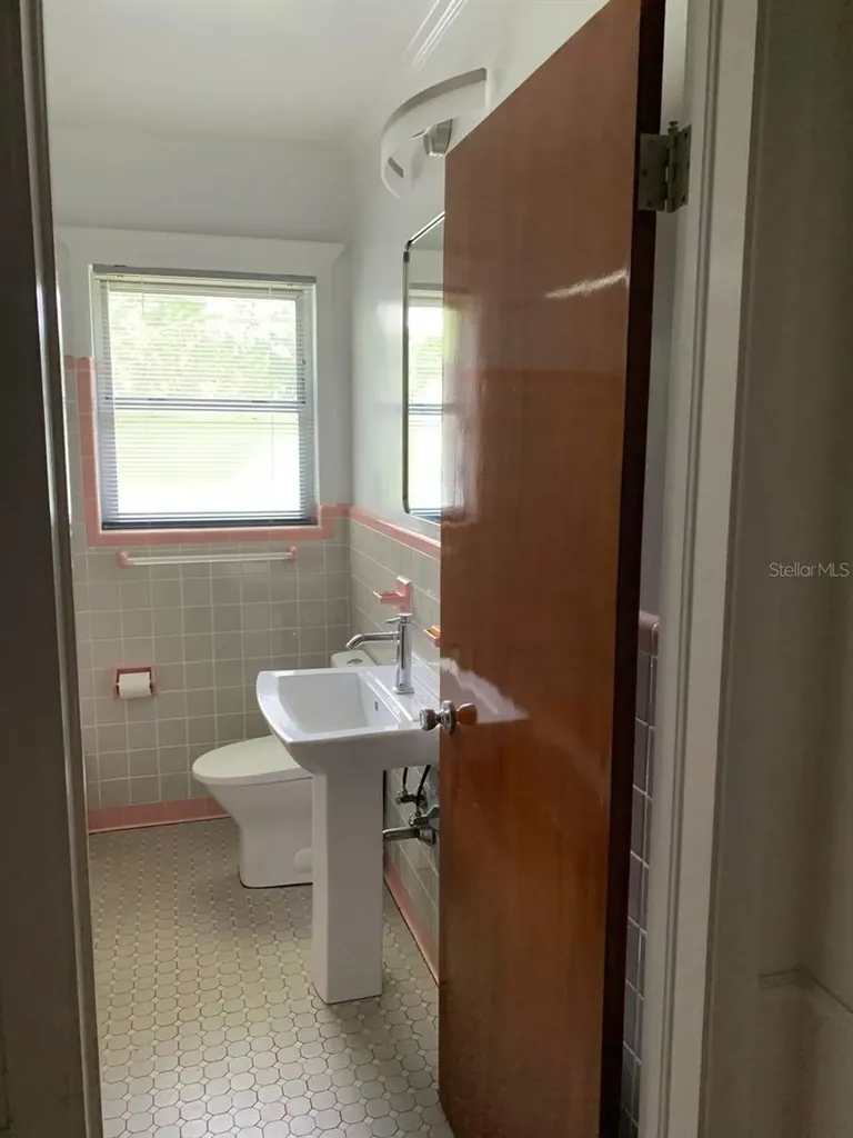362 Foster Lane Belleair FL 33756