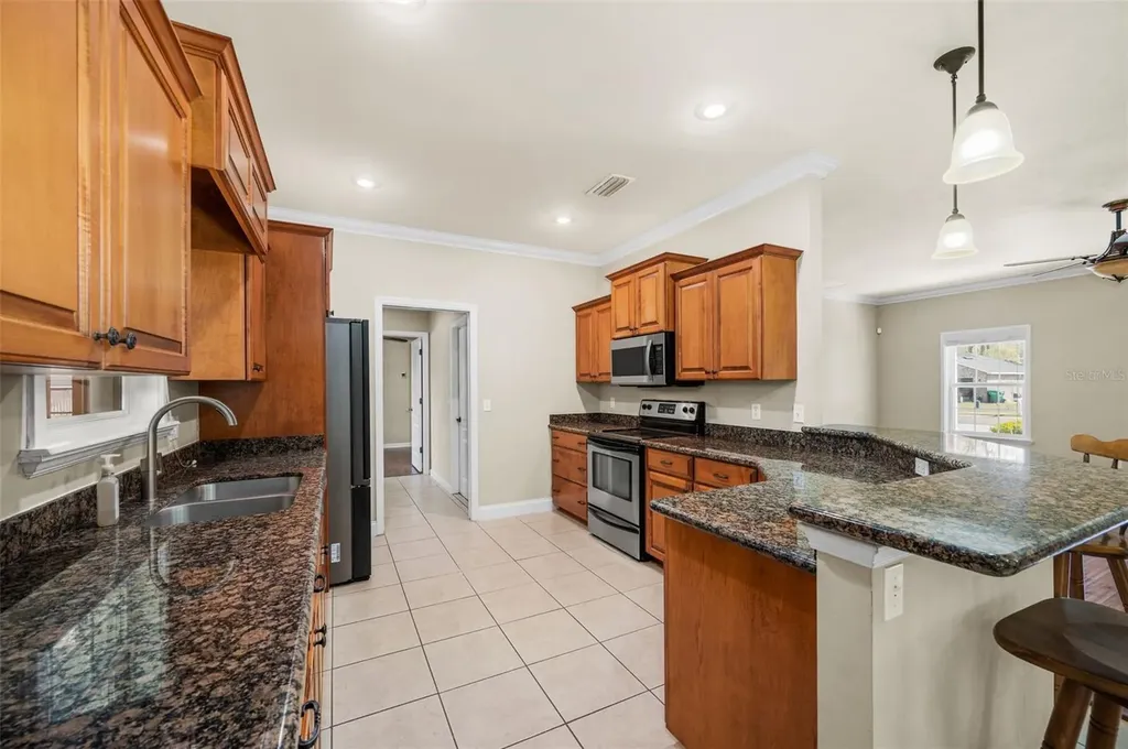 25178 SW 20th Avenue Newberry FL 32669