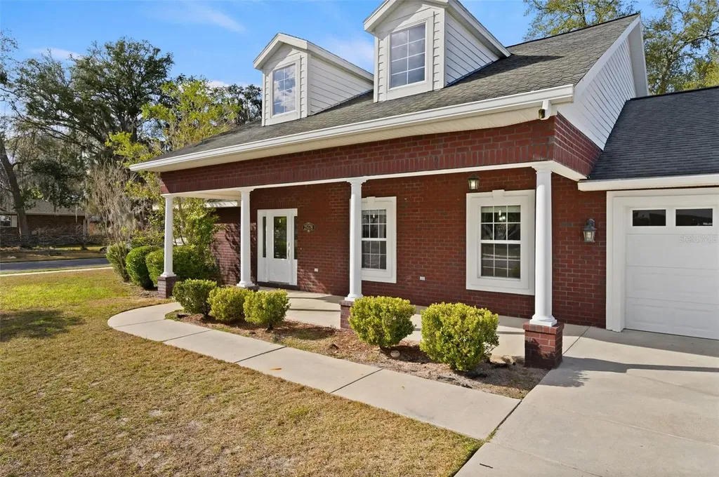 25178 SW 20th Avenue Newberry FL 32669