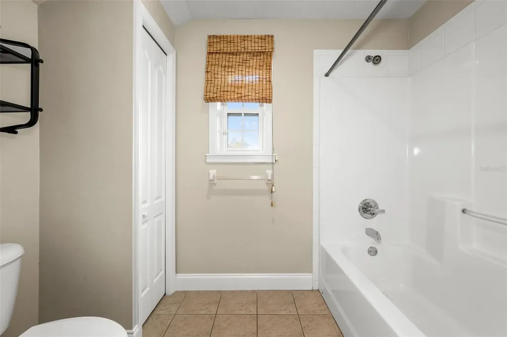 25178 SW 20th Avenue Newberry FL 32669