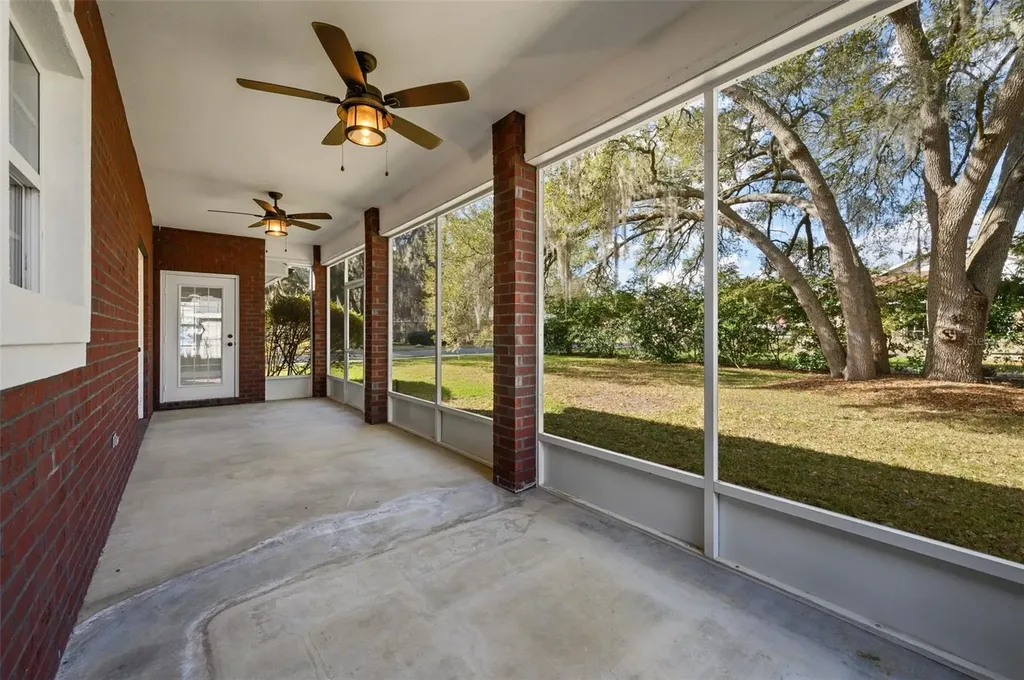 25178 SW 20th Avenue Newberry FL 32669