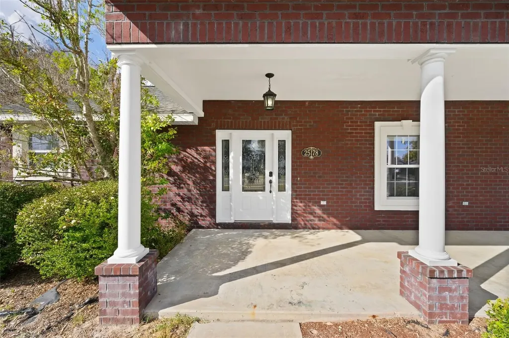 25178 SW 20th Avenue Newberry FL 32669