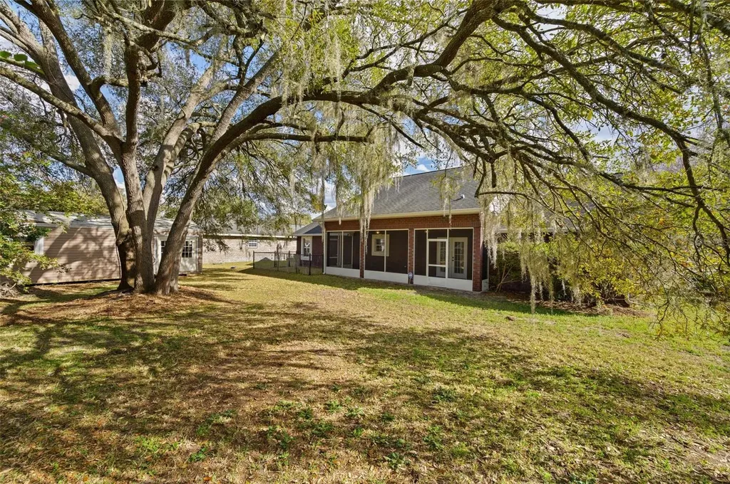 25178 SW 20th Avenue Newberry FL 32669