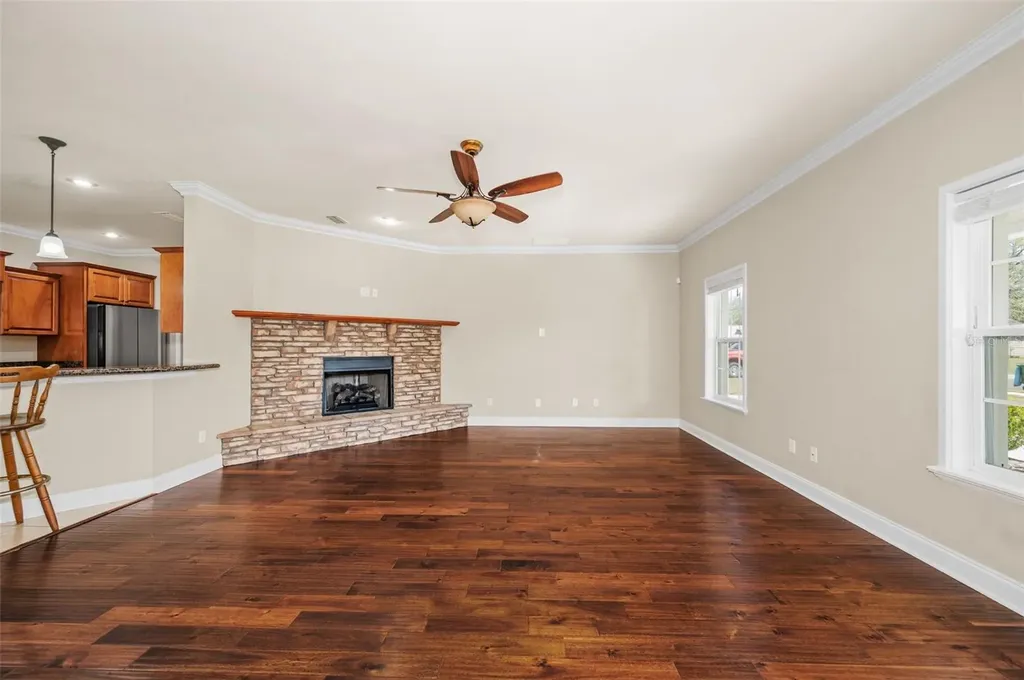 25178 SW 20th Avenue Newberry FL 32669
