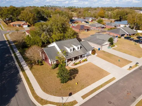 25178 SW 20th Avenue Newberry FL 32669