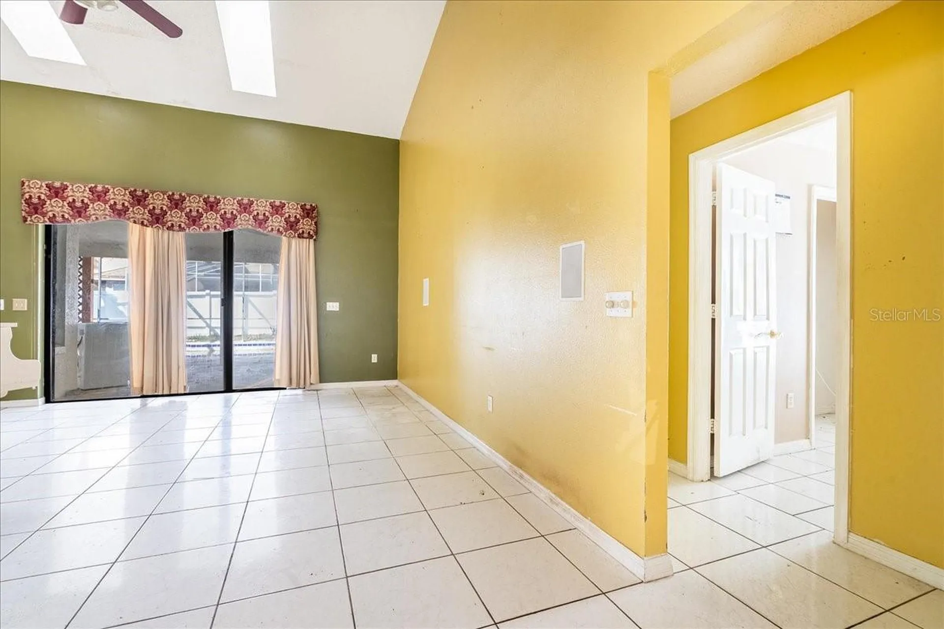 2621 Rolling Broak Drive Orlando FL 32837
