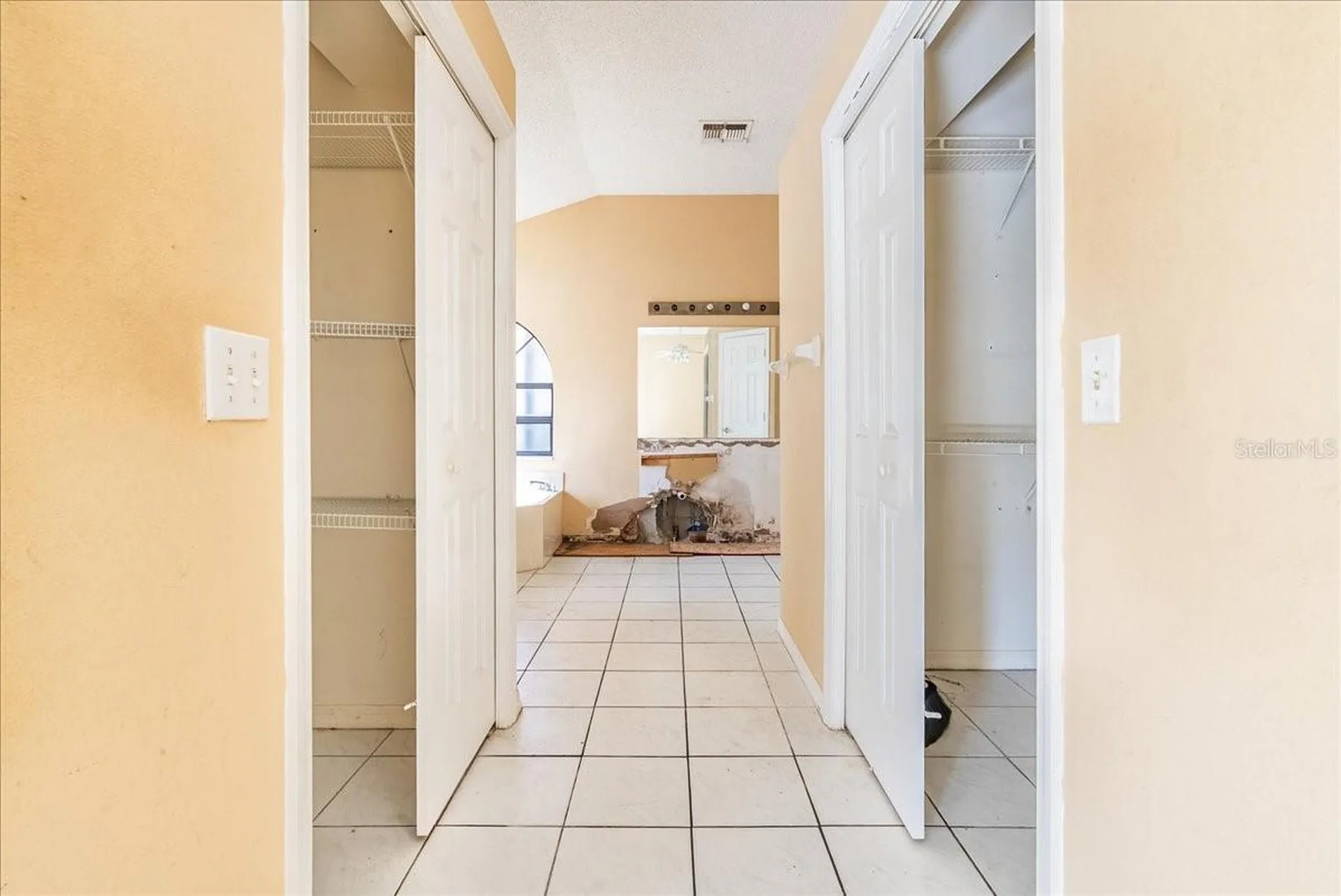2621 Rolling Broak Drive Orlando FL 32837